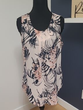 057 Like New - FYLO London Tropical Floral Sleeveless Blouse - Size Small